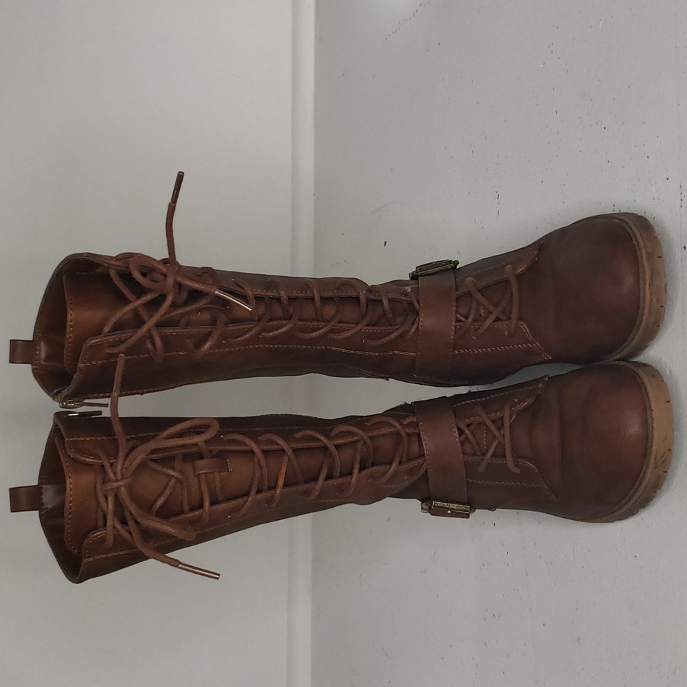 Madden Girl Lace Up Boots Size 5 Girls